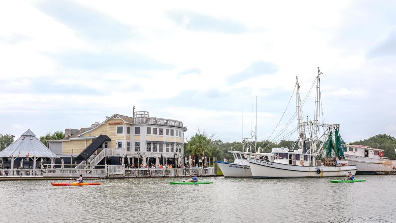 Shem Creek Inn Mount Pleasant Exterior photo