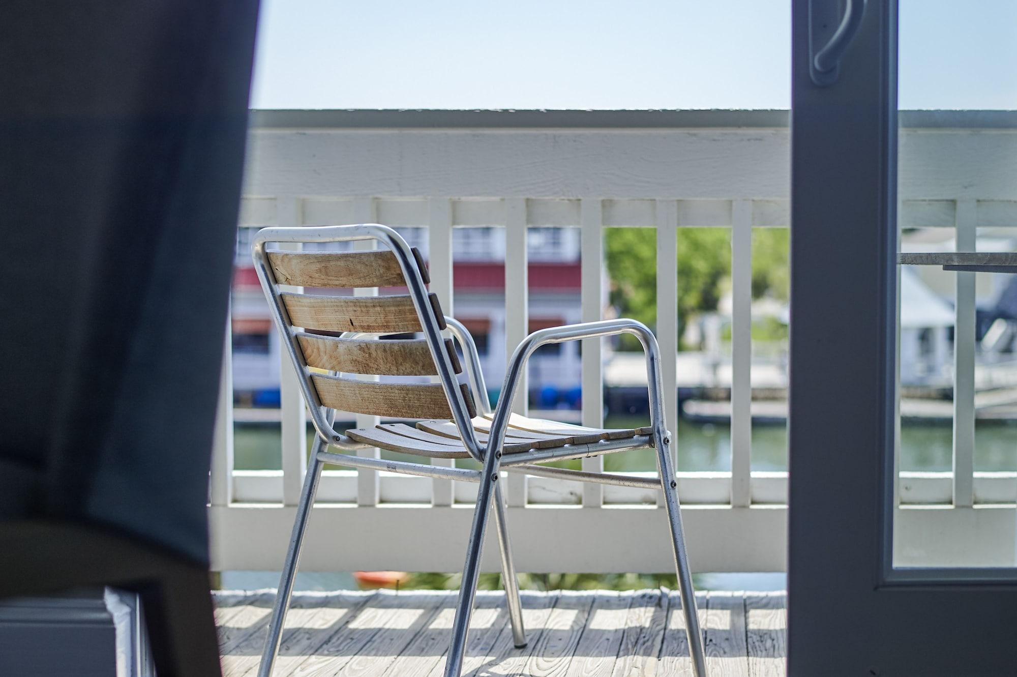Shem Creek Inn Mount Pleasant Exterior photo